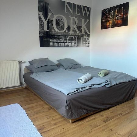 Hotello Apartmanhaz Es Panzio Залаегерсег Екстер'єр фото