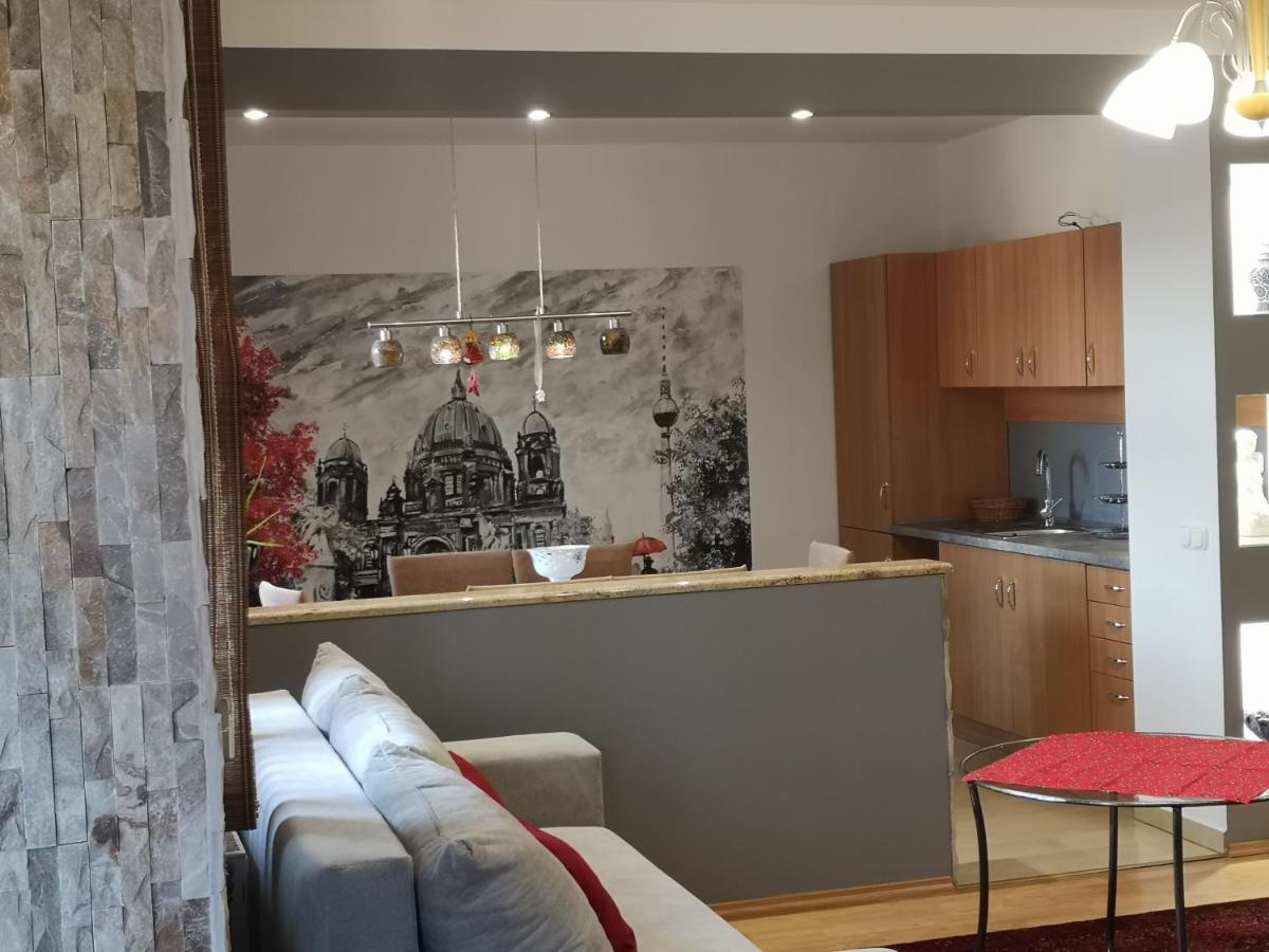 Hotello Apartmanhaz Es Panzio Залаегерсег Екстер'єр фото