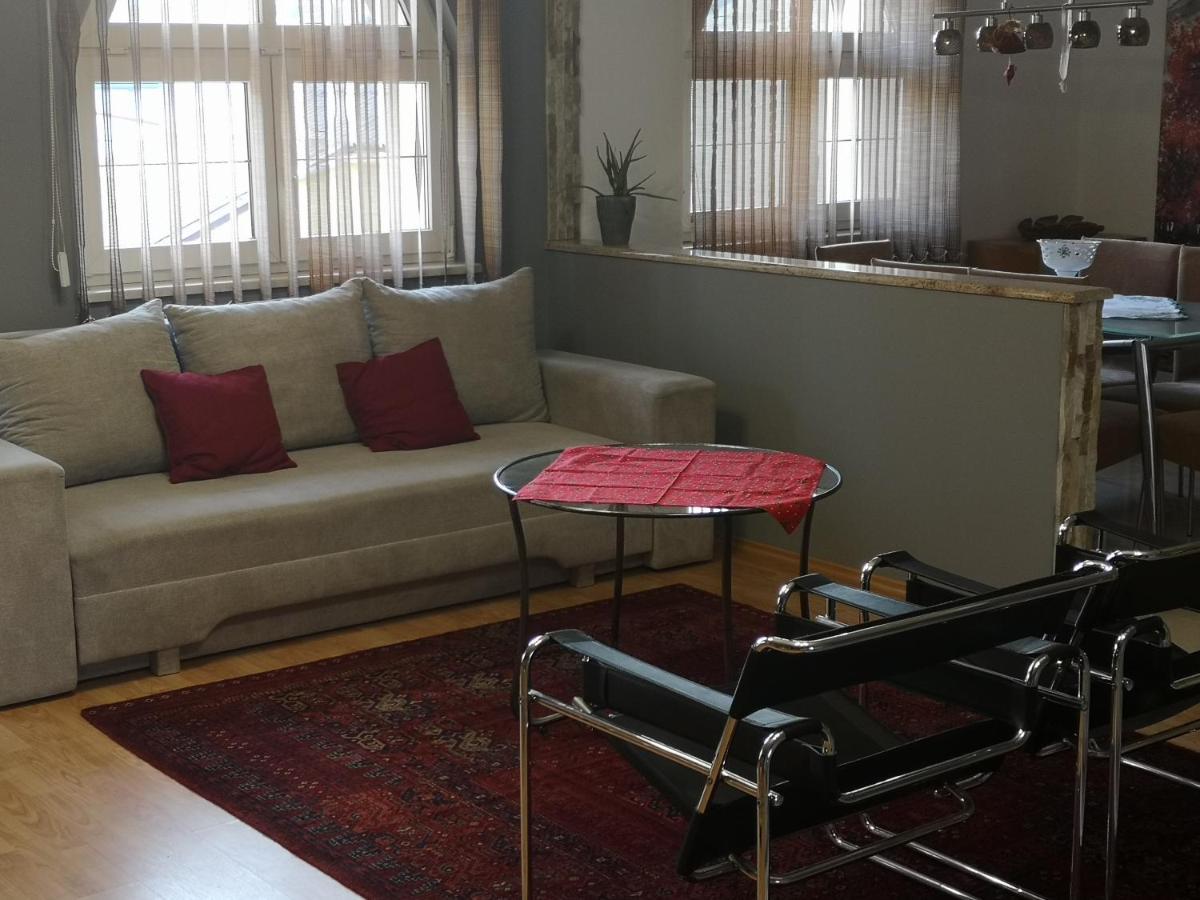 Hotello Apartmanhaz Es Panzio Залаегерсег Екстер'єр фото