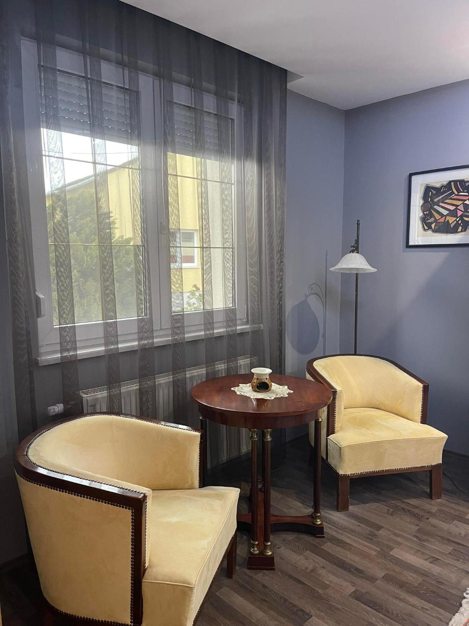 Hotello Apartmanhaz Es Panzio Залаегерсег Екстер'єр фото